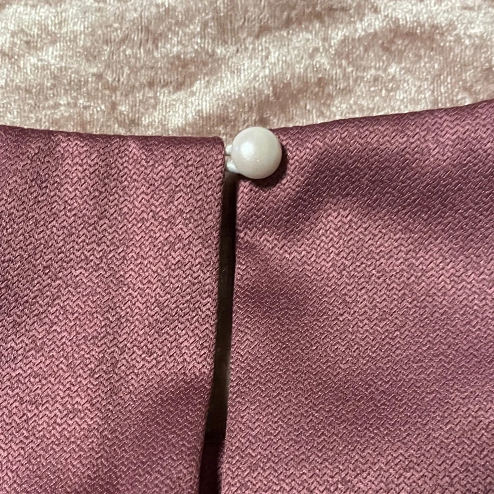 Chic Plum Sleeveless Crop Top - Picture 3 of 4